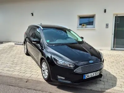 Gebraucht Ford Focus Titanium 150 PS (110 kW) 2016 Schwarz Limousine