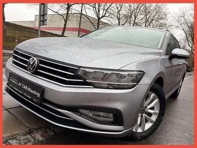 Gebraucht VW Passat 150 PS (110 kW) 2021 Silber Limousine