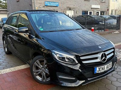 Usata Mercedes B200 Urban 156 CV (114 kW) 2018 Nero Monovolume