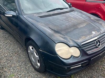 Mercedes C180