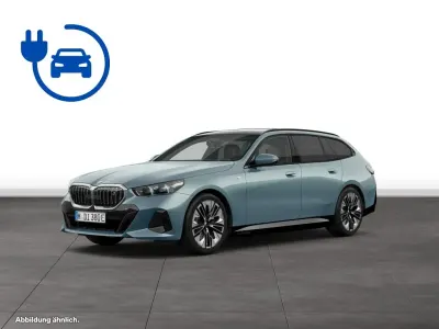 Gebraucht BMW i5 250 kW (340 PS) 2025 Grün Kombi