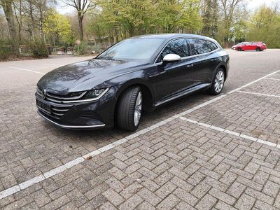 Usata VW Arteon Elegance 200 CV (147 kW) 2021 Grigio Berlina