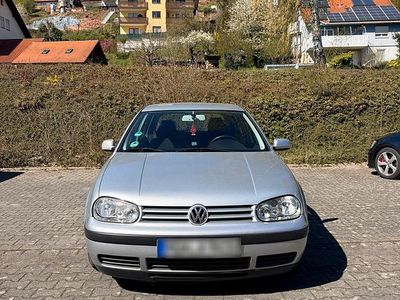 Gebraucht VW Golf IV 75 PS (55 kW) 2000 Silber Kleinwagen