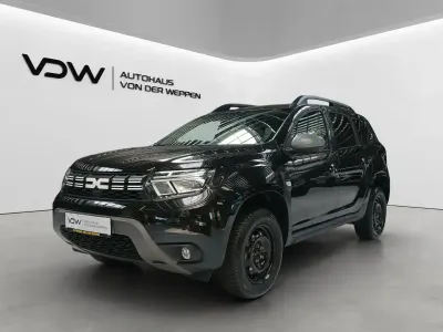 Second-hand Dacia Duster Journey 150 CP (110 kW) 2023 Negru SUV