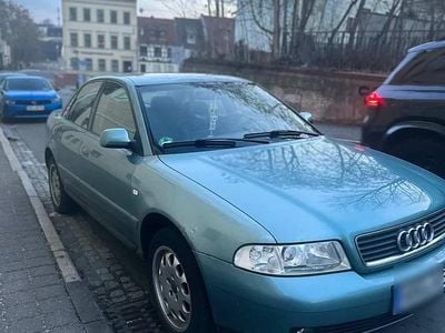 Second-hand Audi A4 150 CP (110 kW) 2000 Verde Berlinǎ