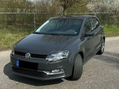 Käytetty VW Polo LOUNGE 105 HP (77 kW) 2016 Harmaa Viistoperä