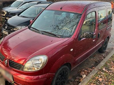 Rot Gebraucht 2007 Renault Kangoo Van | 1.350 €