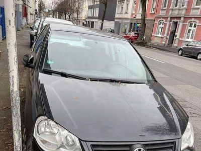 Schwarz Gebraucht 2005 VW Polo Trendline Kleinwagen | 1.000 € (Fairer Preis)