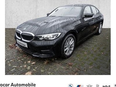 Second-hand BMW 320 Advantage 184 CP (135 kW) 2022 Negru Berlinǎ