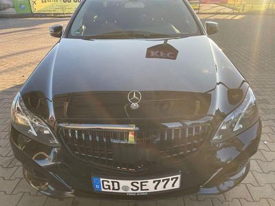 Mercedes E220