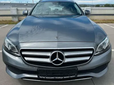 Gebraucht Mercedes E220 Avantgarde 194 PS (142 kW) 2017 Grau Limousine