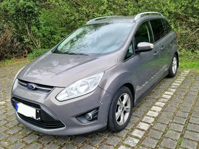 Gebraucht Ford Grand C-Max 163 PS (119 kW) 2013 Van / Kleinbus