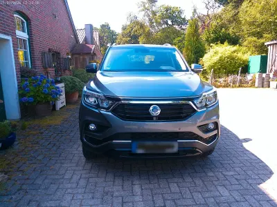 Gebraucht SsangYong Rexton 181 PS (133 kW) 2018 Silber SUV