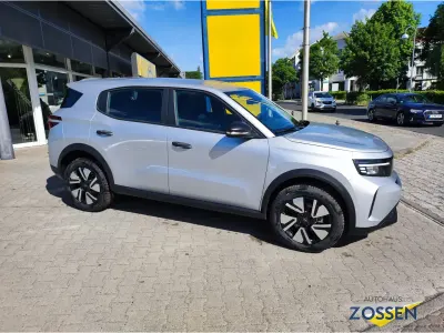 Neu Opel Frontera 145 PS (106 kW) 2026 Grau SUV