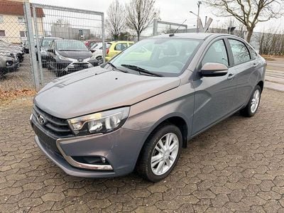 Gebraucht Lada Vesta 106 PS (77 kW) 2018 Limousine
