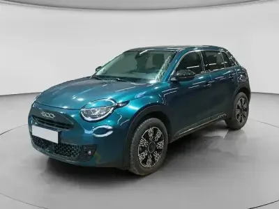 Gebraucht Fiat 600 136 PS (100 kW) 2025 Andere SUV