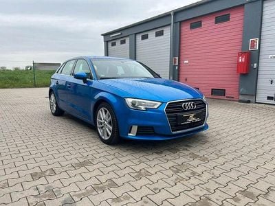 Gebraucht Audi A3 Sport 150 PS (110 kW) 2020 Blau Limousine
