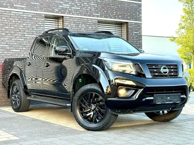 Gebraucht Nissan Navara 360º 190 PS (139 kW) 2019 Schwarz Pickup