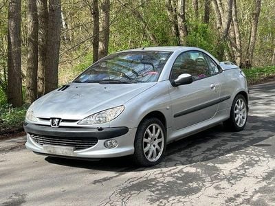 Gebraucht Peugeot 206 CC Platinum 136 PS (100 kW) 2001 Grau Cabrio