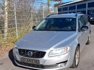 Gebraucht Volvo V70 215 PS (158 kW) 2013 Silber Kombi