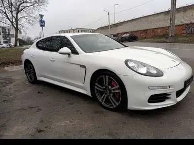 Gebraucht Porsche Panamera 4S 400 PS (294 kW) 2012 Kleinwagen
