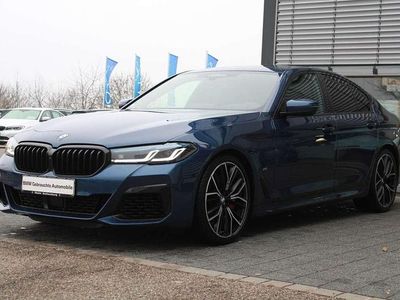 Gebraucht BMW M550 M Sport 530 PS (389 kW) 2023 Phytonicblau metallic Limousine