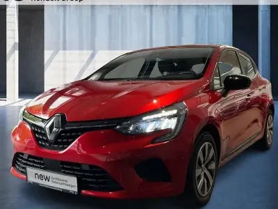 Gebraucht Renault Clio V Equilibre 91 PS (66 kW) 2023 Rot Limousine