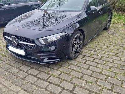 Gebraucht Mercedes A180 AMG line 116 PS (85 kW) 2022 Schwarz Limousine