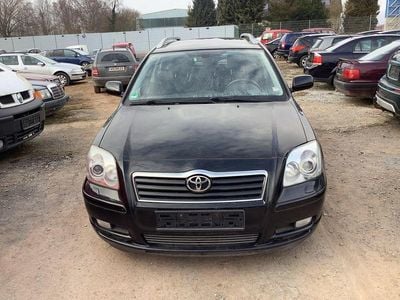 Schwarz Gebraucht 2004 Toyota Avensis | 1.600 € (Etwas zu teuer)