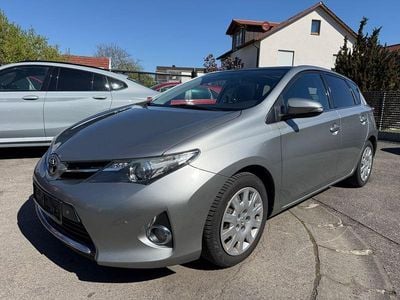 Occasion Toyota Auris 90 PK (66 kW) 2018 Zilver Sedan