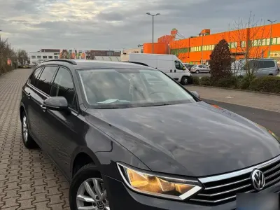 Gebraucht VW Passat 121 PS (88 kW) 2016 Grau Kombi