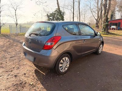 Grau Gebraucht 2010 Hyundai i20 Coupé | 3.200 €