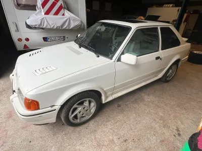 Gebraucht Ford Escort RS 132 PS (97 kW) 1986 Weiß Coupé