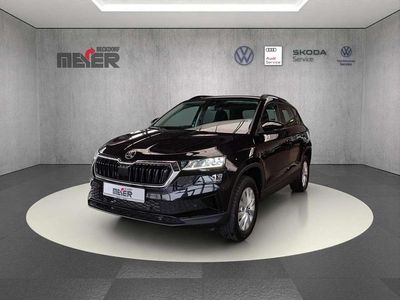 Schwarzmagic perleffekt Neu 2025 Skoda Karoq Selection SUV | 32.290 € (Guter Preis)