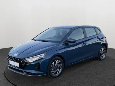 Usata Hyundai i20 Comfort 101 CV (74 kW) 2025 Blu Utilitaria
