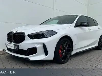 Gebraucht BMW M135 Performance 306 PS (225 kW) 2022 Weiß Kleinwagen
