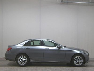 Gebraucht Mercedes C180 Avantgarde 156 PS (114 kW) 2019 Silber Limousine