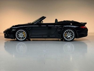 Porsche 911 Turbo S Cabriolet