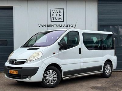 Second-hand Opel Vivaro 145 CP (106 kW) 2008 Alb Monovolum