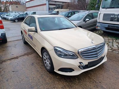 Mercedes E200