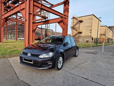 Grau Gebraucht 2015 VW Golf LOUNGE Limousine | 11.900 € (Fairer Preis)