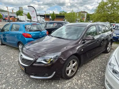 Używany Opel Insignia Business 170 KM (125 kW) 2016 Brązowy Kombi