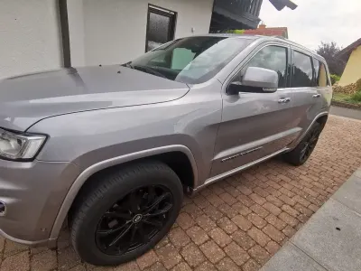 Gebraucht Jeep Grand Cherokee 250 PS (183 kW) 2018 Grau SUV