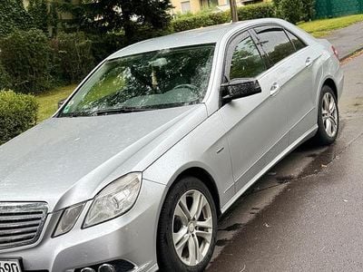 Mercedes E220