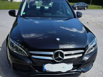 Gebraucht Mercedes C180 Avantgarde 156 PS (114 kW) 2016 Schwarz Limousine