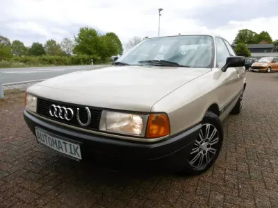 Używany Audi 80 90 KM (66 kW) 1989 Złoty Sedan/Limuzyna