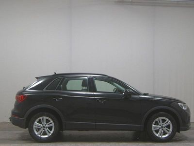 Gebraucht Audi Q3 Sport 150 PS (110 kW) 2022 Schwarz SUV