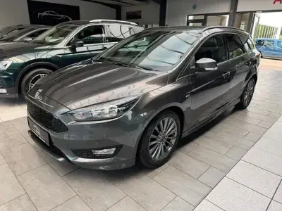 Gebraucht Ford Focus Sport 150 PS (110 kW) 2016 Grau Kombi