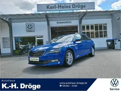 Gebraucht Skoda Superb Ambition 150 PS (110 kW) 2019 Energyblau Kombi
