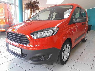 Rot Gebraucht 2018 Ford Transit Kombi | 11.990 € (Etwas zu teuer)